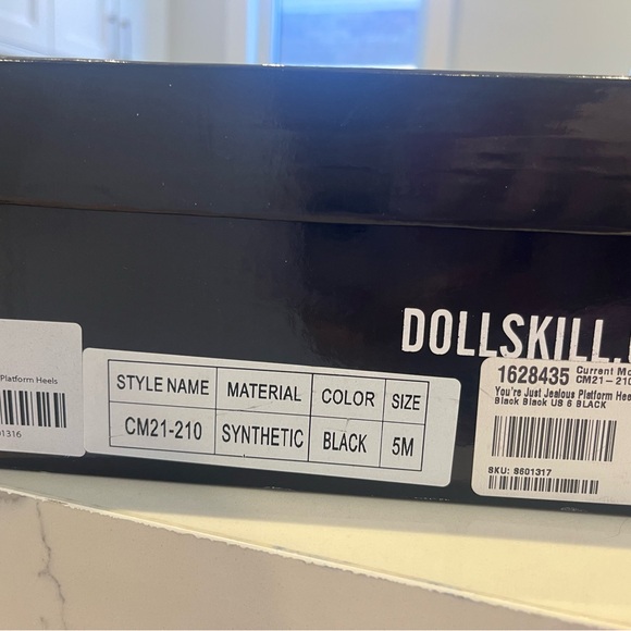 Current Mood Mary Janes - never worn, new in box - Picture 4 of 4